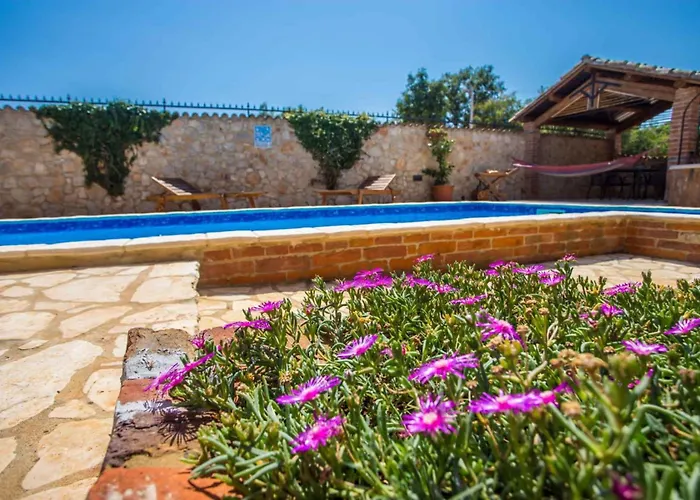 - Porec 1 Nova Vas (Porec)